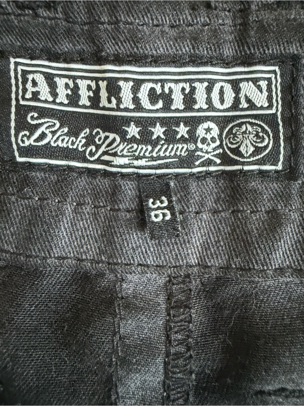 Y2K AFFLICTION Cargo Shorts Mens 36 Black Premium Pockets Skater Grunge Goth - Picture 7 of 11